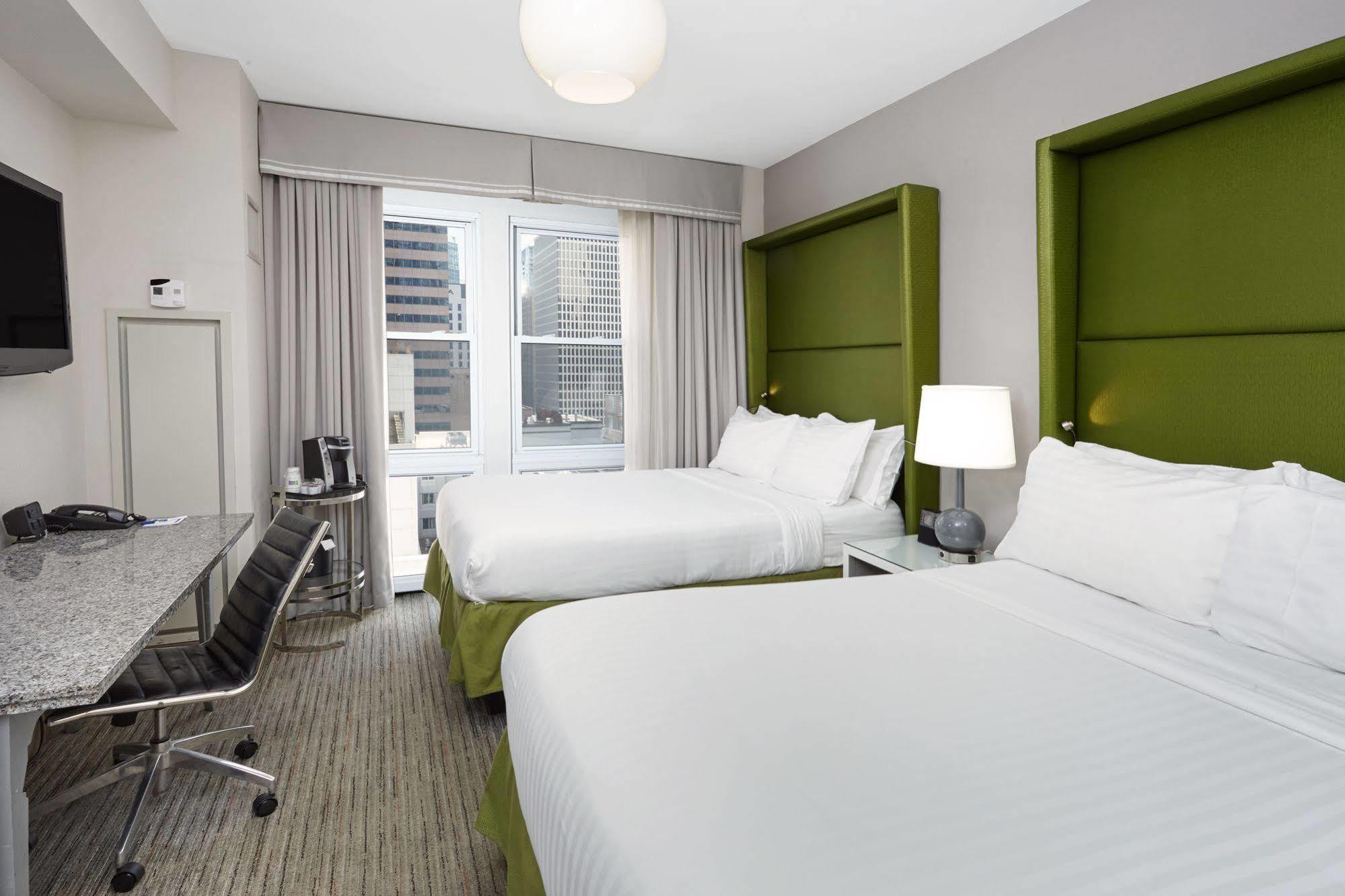Holiday Inn Express Chicago - Magnificent Mile By Ihg Eksteriør billede