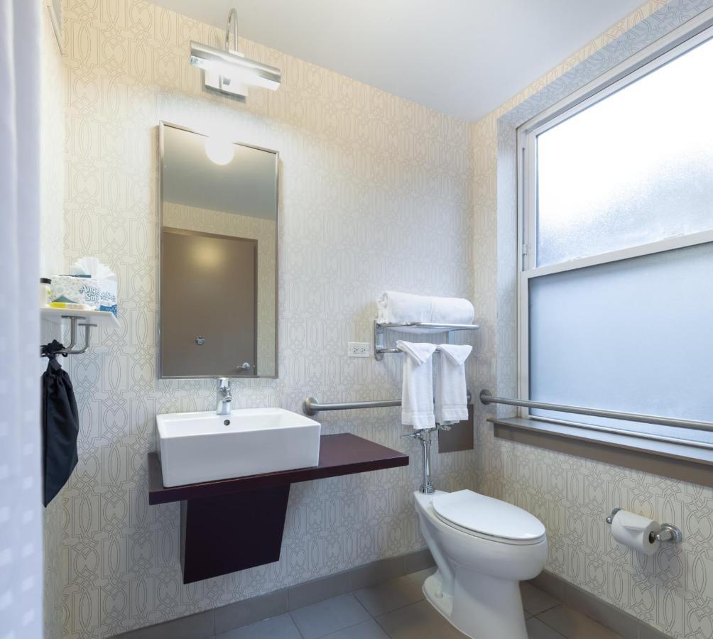 Holiday Inn Express Chicago - Magnificent Mile By Ihg Eksteriør billede